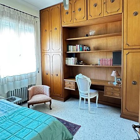L'Attico In Centro Apartment Terni Bagian luar foto