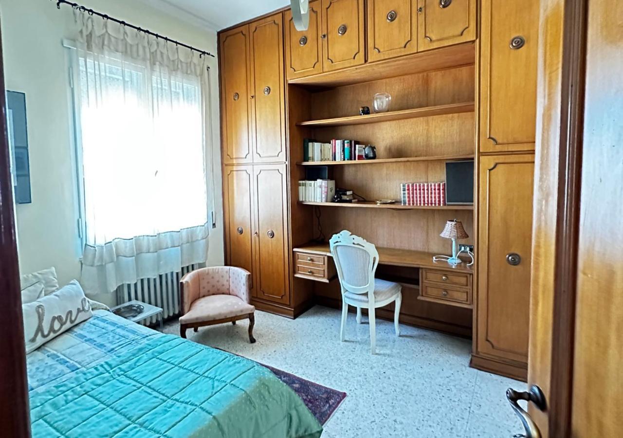 L'Attico In Centro Apartment Terni Bagian luar foto